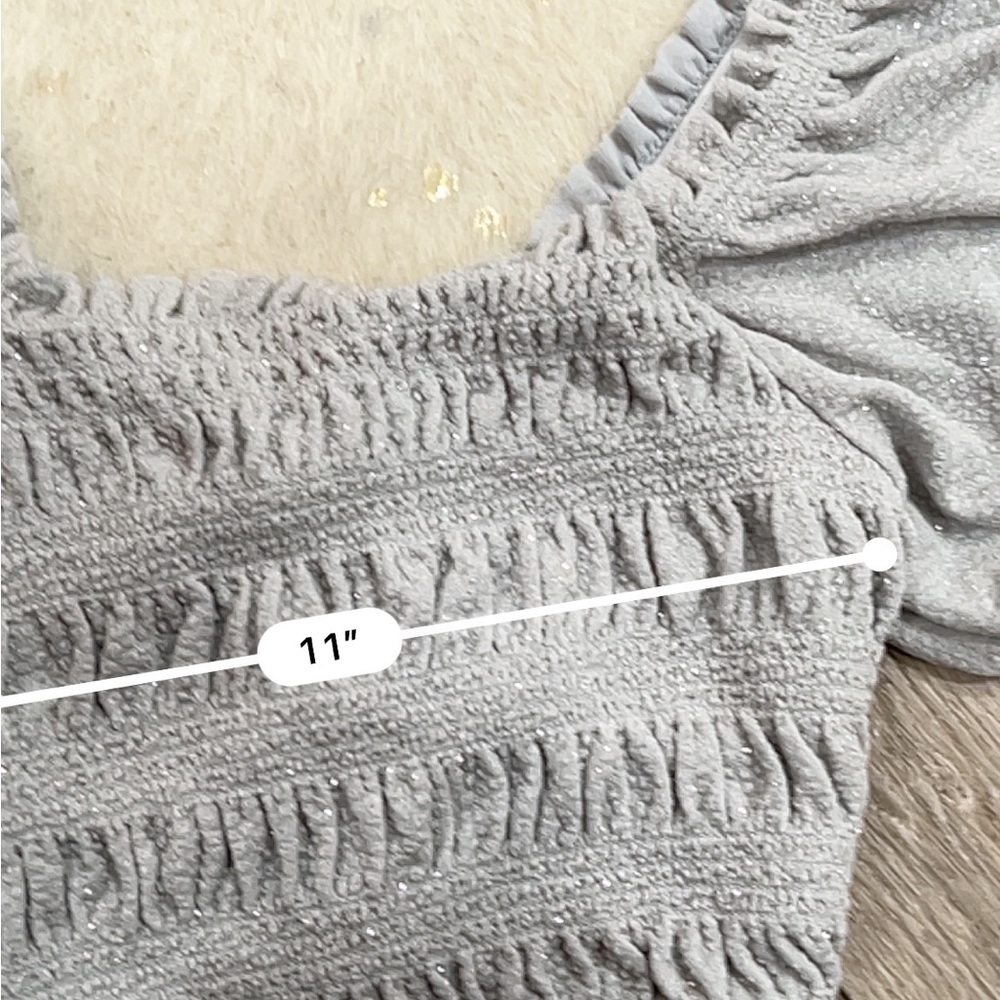Urban outfitters smocked glitter silver crop top - Picture 4 of 6